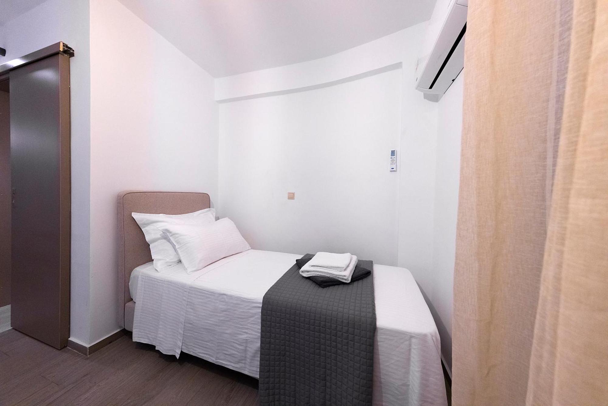 Njv Plus K Aegina المظهر الخارجي الصورة